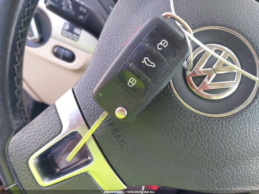 2012 Volkswagen Jetta 2.0L Tdi VIN: 3VWLL7AJ8CM425193 Lot: 43375263