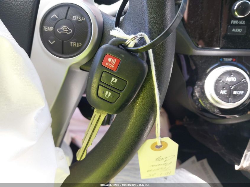 2015 Toyota Prius C Two VIN: JTDKDTB3XF1091383 Lot: 43375289