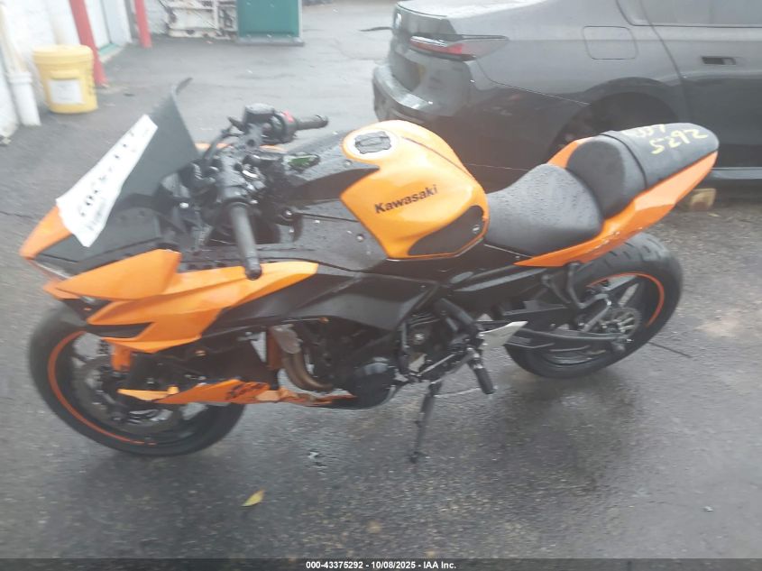 2025 Kawasaki Ex650 P VIN: ML5EXEP12SDAF6426 Lot: 43375292