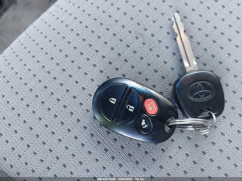 2010 Toyota Sienna Le VIN: 5TDKK4CC4AS296784 Lot: 43375296