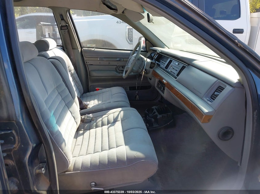 2MELM74W7PX607595 1993 MERCURY GRAND MARQUIS photo no. 5