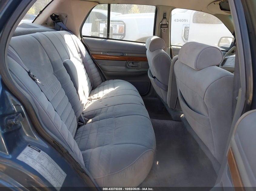 1993 Mercury Grand Marquis Gs VIN: 2MELM74W7PX607595 Lot: 43375339