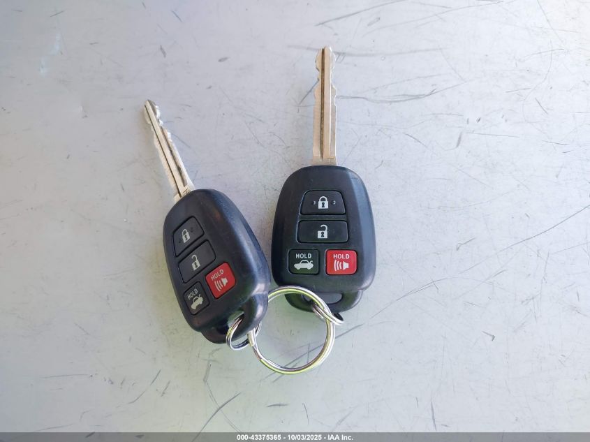 2018 Toyota Corolla Le VIN: 2T1BURHE2JC111349 Lot: 43375365