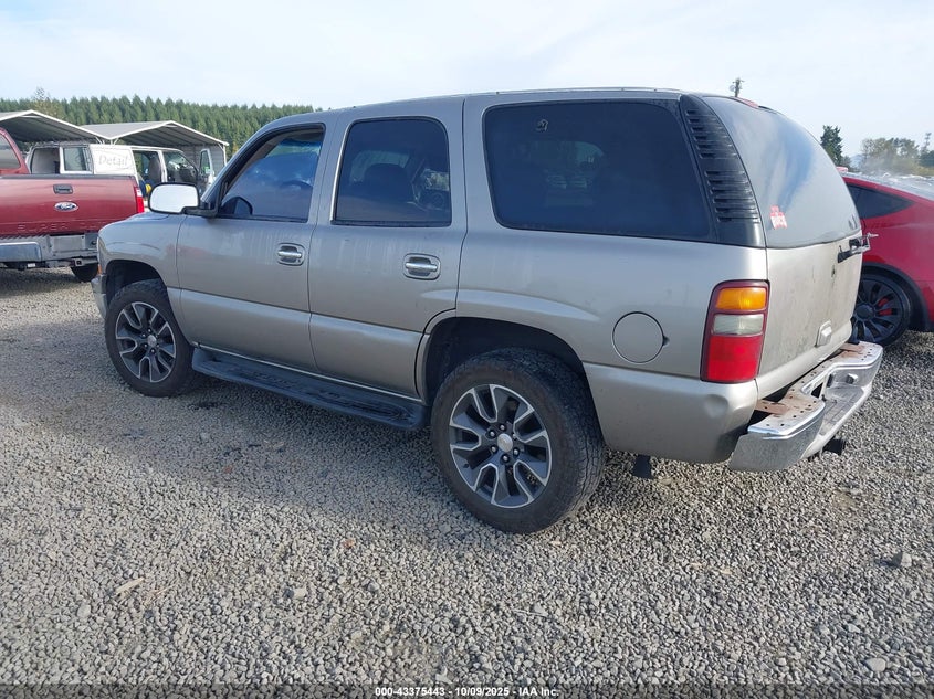 1GNEK13TX1J300675 2001 CHEVROLET TAHOE photo no. 3