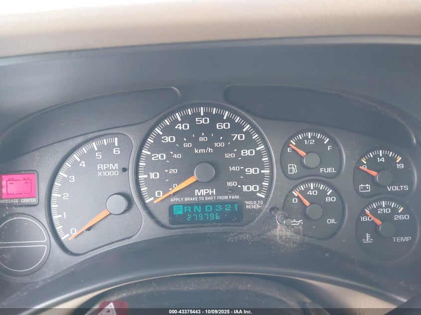 1GNEK13TX1J300675 2001 CHEVROLET TAHOE photo no. 7