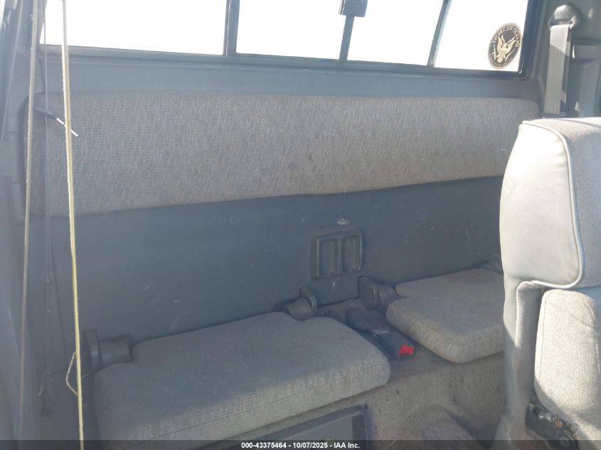 1999 Toyota Tacoma VIN: 4TAWN72N4XZ557069 Lot: 43375464