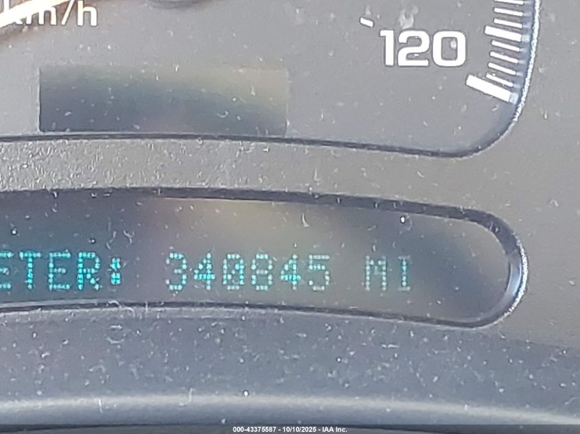 2005 Chevrolet Tahoe Ls VIN: 1GNEC13T45R178769 Lot: 43375587