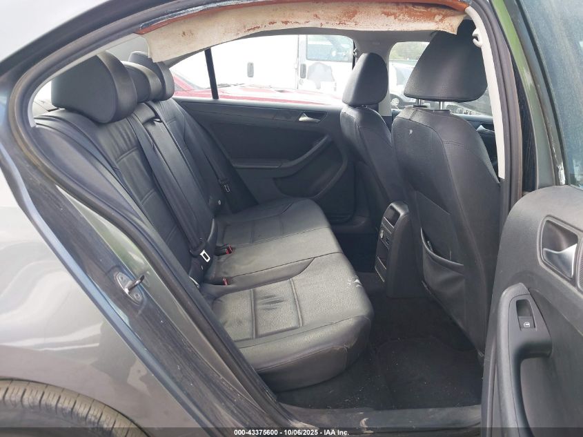 2012 Volkswagen Jetta 2.5L Se VIN: 3VWDX7AJ8CM472796 Lot: 43375600