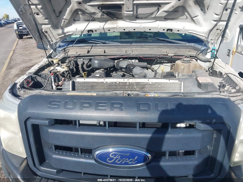 2011 Ford F-450 Chassis Xl VIN: 1FDUF4GY4BEC25946 Lot: 43375631