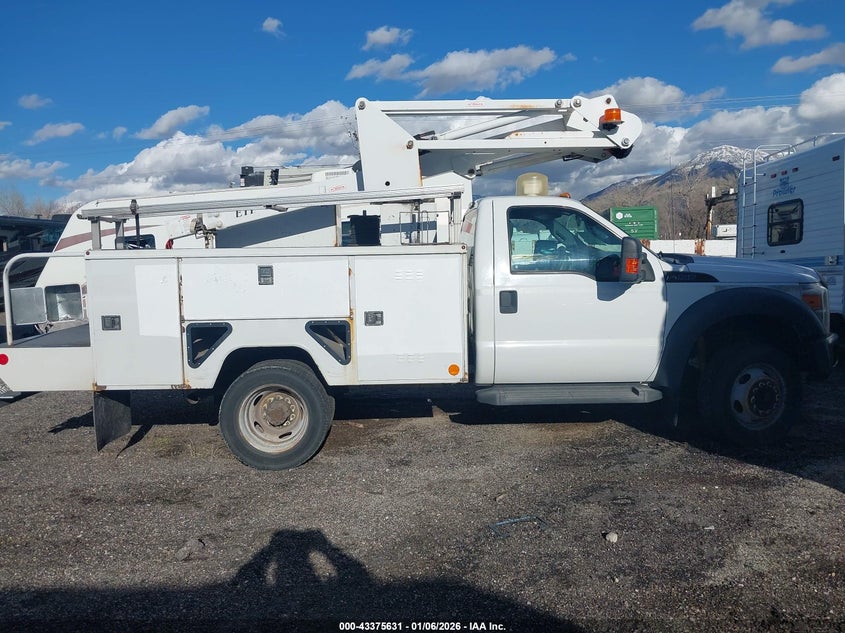 2011 Ford F-450 Chassis Xl VIN: 1FDUF4GY4BEC25946 Lot: 43375631