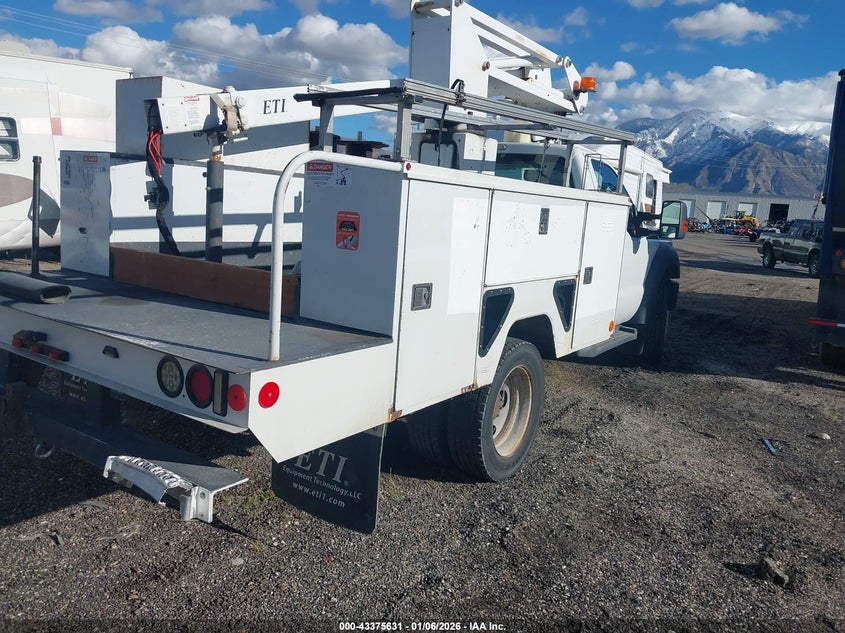 2011 Ford F-450 Chassis Xl VIN: 1FDUF4GY4BEC25946 Lot: 43375631