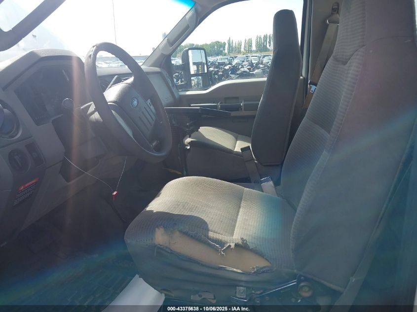 2008 Ford F-450 Chassis Xl/Xlt VIN: 1FDXF47Y08EE41265 Lot: 43375638