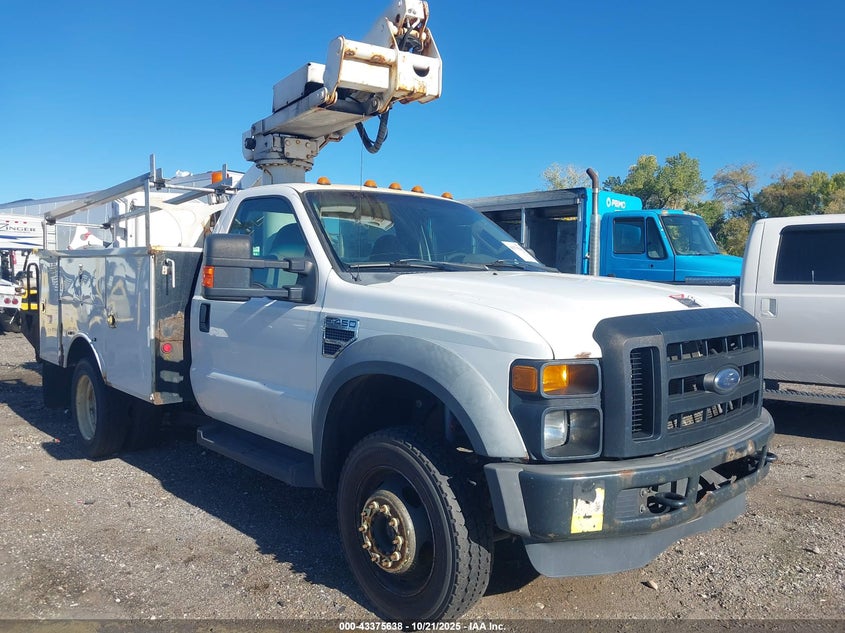 2008 Ford F-450 Chassis Xl/Xlt VIN: 1FDXF47Y08EE41265 Lot: 43375638