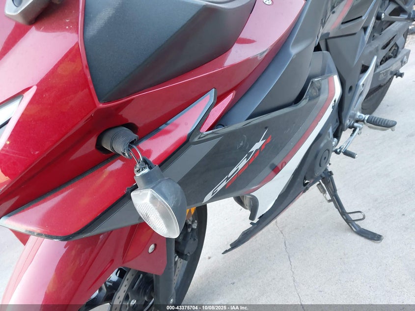 2019 Suzuki Gsx250R M/Zm/Za VIN: LC6DN11A0K1100303 Lot: 43375704