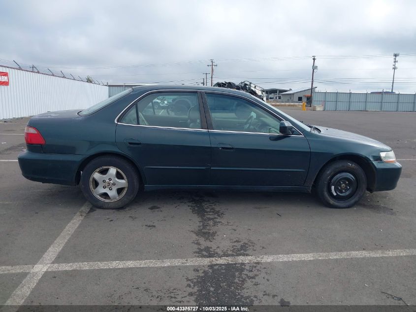 2000 Honda Accord 3.0 Ex VIN: 1HGCG1658YA061718 Lot: 43375727