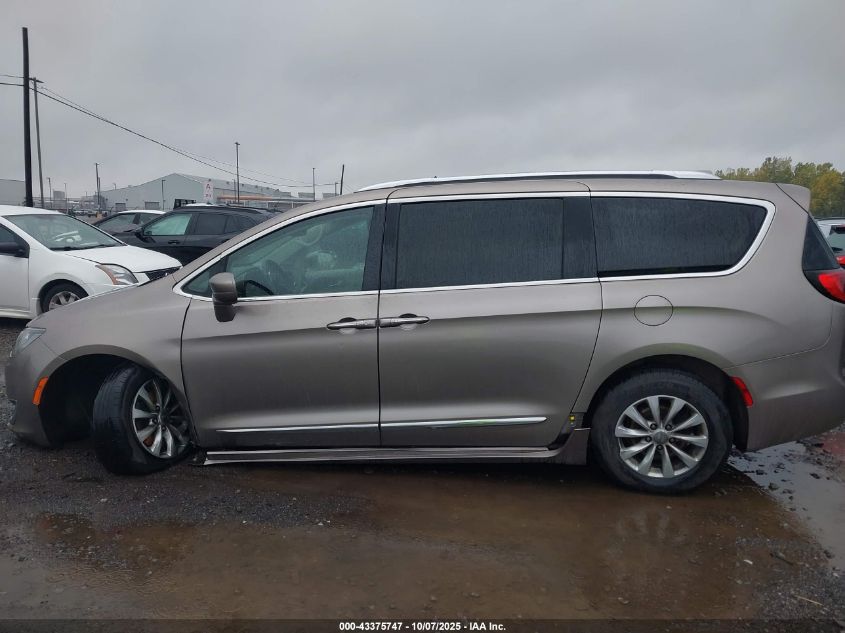 2018 Chrysler Pacifica Touring L VIN: 2C4RC1BG4JR148898 Lot: 43375747