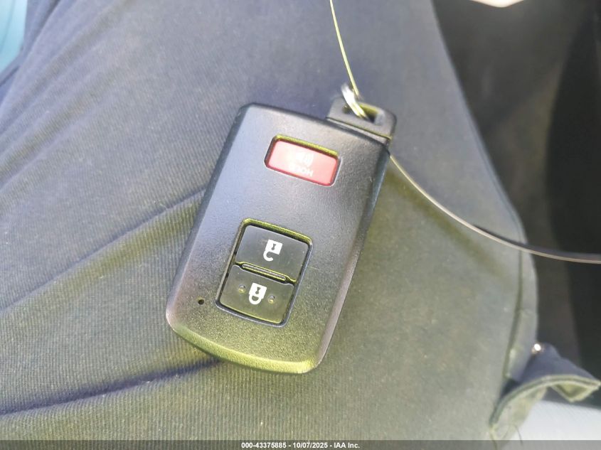 2013 Toyota Prius C Three VIN: JTDKDTB32D1049657 Lot: 43375885