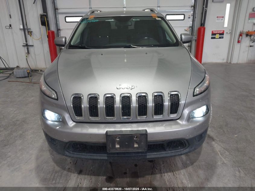 2016 Jeep Cherokee Latitude VIN: 1C4PJLCB8GW264083 Lot: 43375920