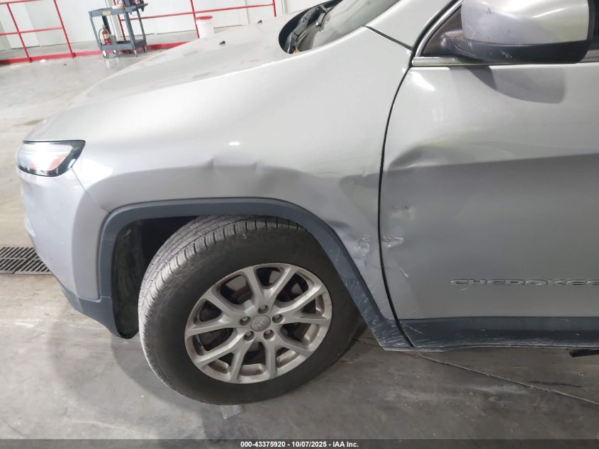 2016 Jeep Cherokee Latitude VIN: 1C4PJLCB8GW264083 Lot: 43375920