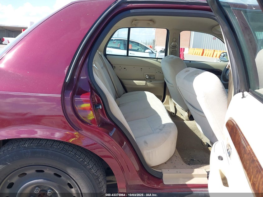 2007 Mercury Grand Marquis Gs VIN: 2MEFM74V87X620456 Lot: 43375964