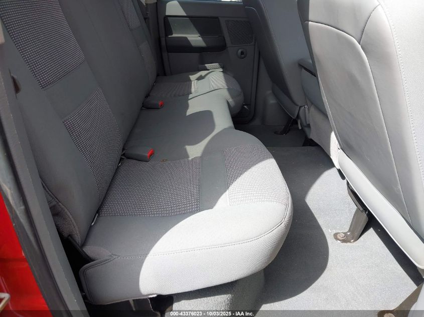 2007 Dodge Ram 1500 Slt/Trx4 Off Road/Sport VIN: 1D7HU18297J579387 Lot: 43376023