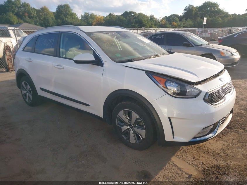 KIA NIRO LX