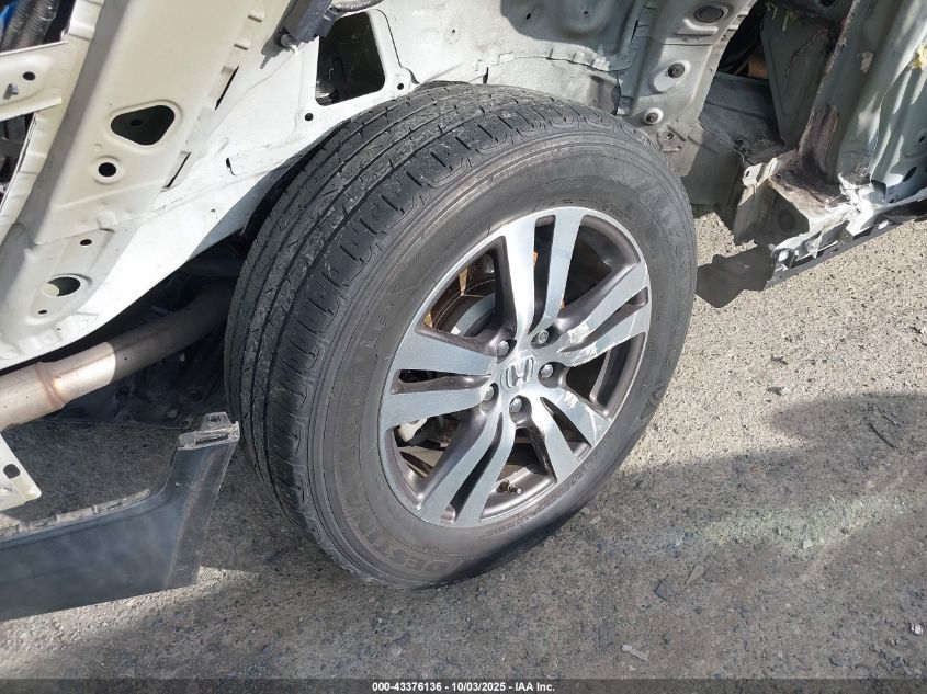 2017 Honda Ridgeline Rts VIN: 5FPYK3F43HB015735 Lot: 43376136