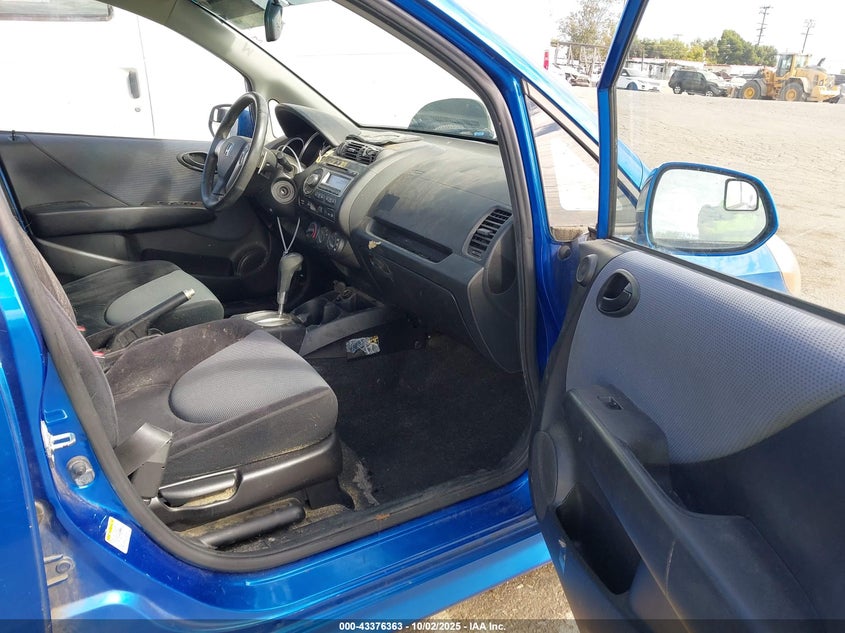 JHMGD38618S011505 2008 HONDA FIT photo no. 5