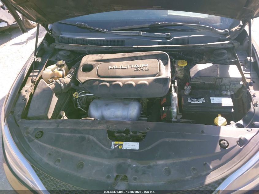 2015 Chrysler 200 Limited VIN: 1C3CCCAB8FN715923 Lot: 43376408