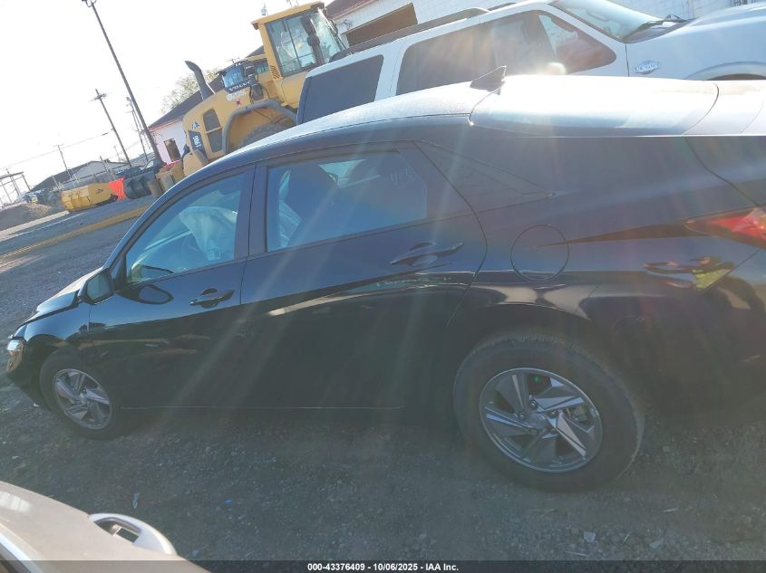 2025 Hyundai Elantra Se VIN: KMHLL4DGXSU990858 Lot: 43376409