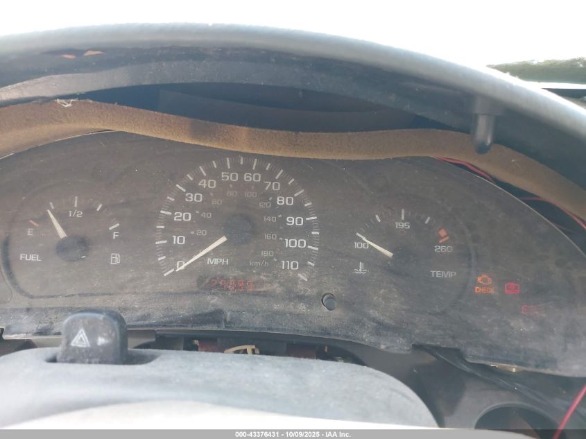 2000 Chevrolet Cavalier VIN: 1G1JC1246Y7377574 Lot: 43376431