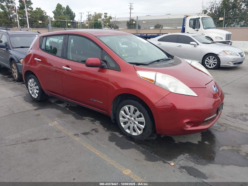 NISSAN LEAF S