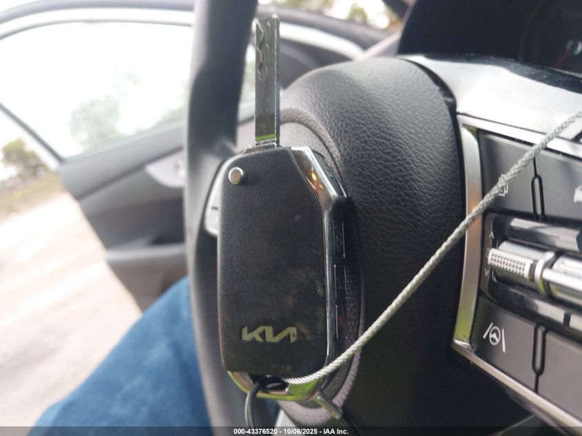 2024 Kia Forte Lxs VIN: 3KPF24AD9RE753480 Lot: 43376520