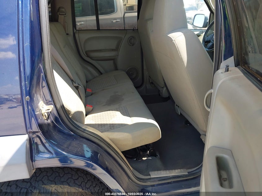 2007 Jeep Liberty Sport VIN: 1J4GL48K67W542417 Lot: 43376534