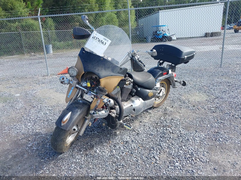 2000 SUZUKI VL1500 JS1VY51A5Y2100608