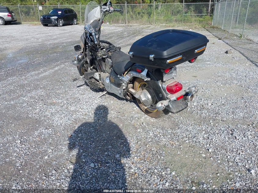 2000 SUZUKI VL1500 JS1VY51A5Y2100608