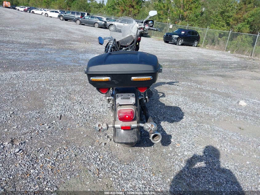 2000 SUZUKI VL1500 JS1VY51A5Y2100608