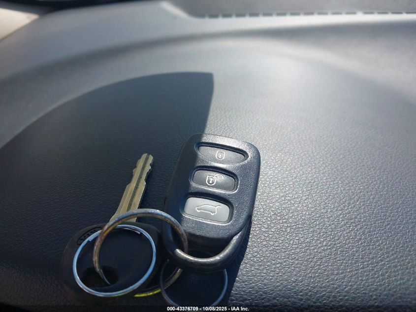 2008 Kia Rondo Lx V6 VIN: KNAFG526187186586 Lot: 43376709