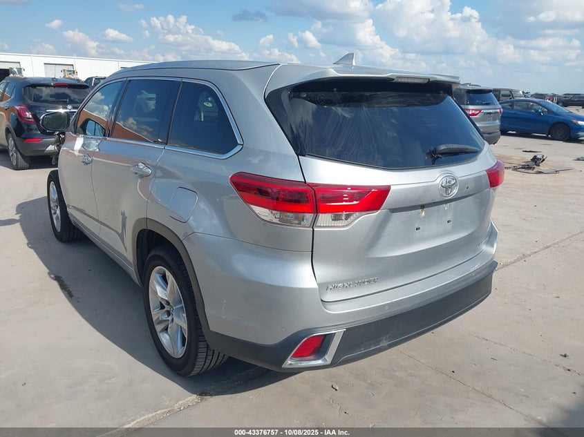 2017 Toyota Highlander 3.5 Limited silver Lot 111043376757 Vin 5TDYZRFH9HS224869