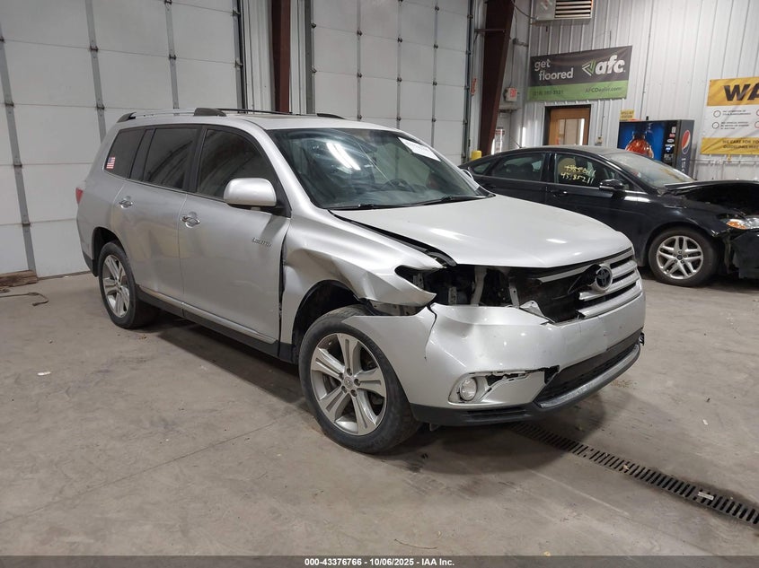 TOYOTA HIGHLANDER LIMITED V6