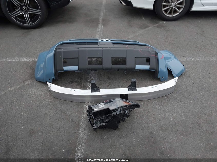 2025 TOYOTA 4RUNNER SR5 JTEVA5BR8S5031087