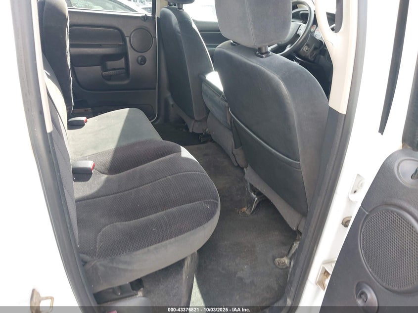 2005 Dodge Ram 1500 Slt/Laramie VIN: 1D7HU18D75S170751 Lot: 43376821