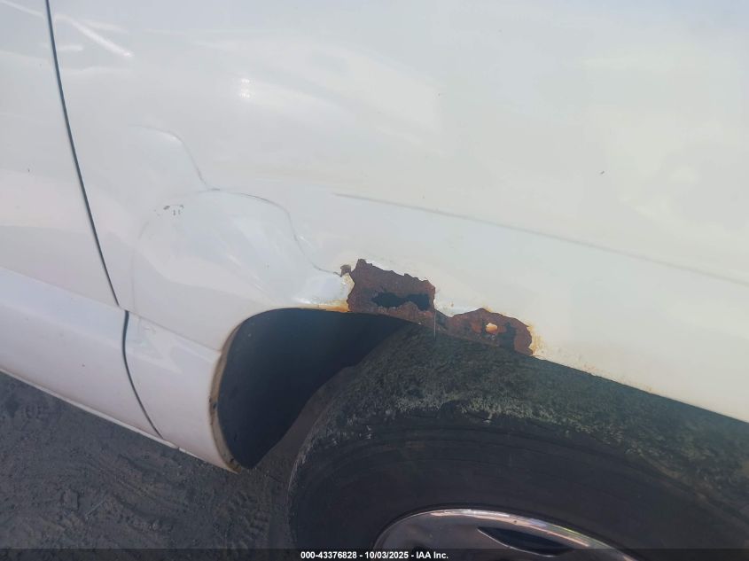 2005 Chevrolet Silverado 1500 Work Truck VIN: 2GCEC19V651338693 Lot: 43376828