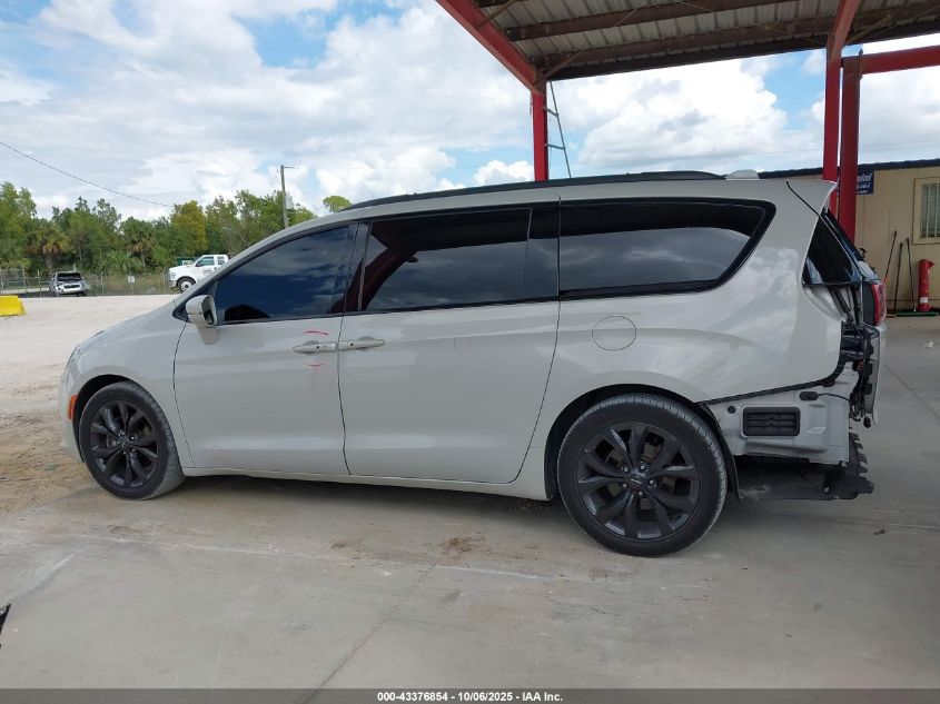 2019 Chrysler Pacifica Limited VIN: 2C4RC1GG6KR590012 Lot: 43376854