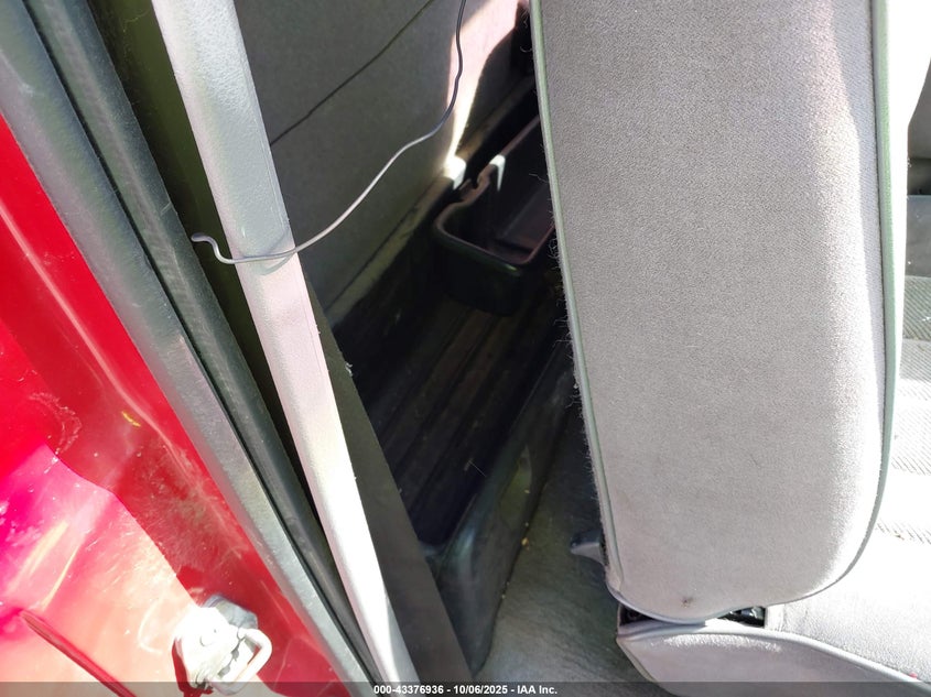 1996 Dodge Ram 2500 VIN: 1B7KF26Z2TJ102231 Lot: 43376936