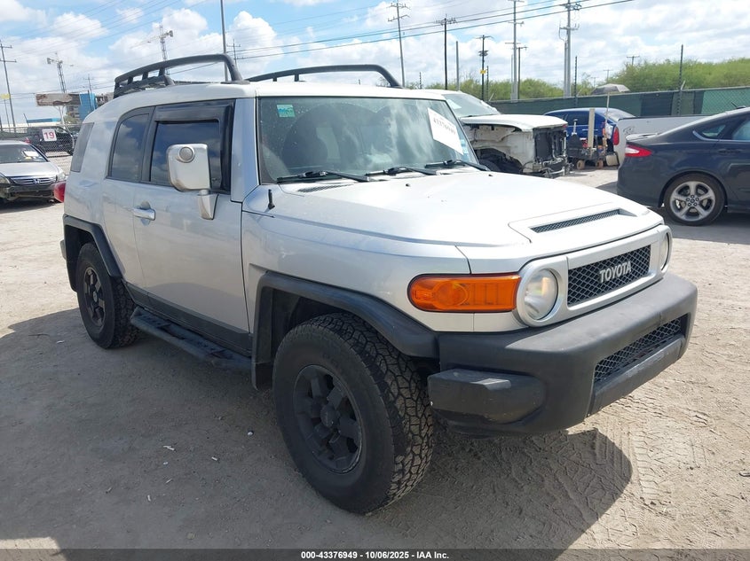 2008 Toyota Fj Cruiser silver other gasoline JTEBU11F08K034747 photo #1