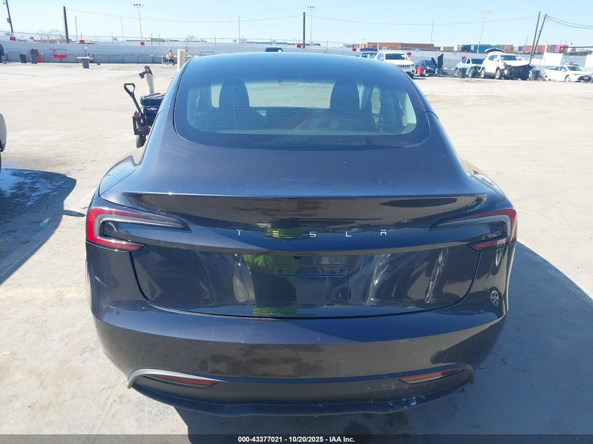 2025 Tesla Model 3 Long Range Rear-Wheel Drive VIN: 5YJ3E1EA3SF993522 Lot: 43377021
