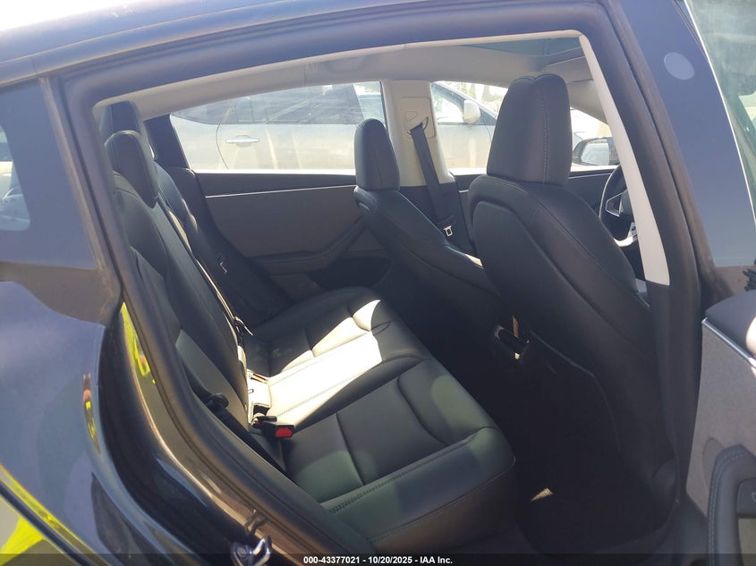 2025 Tesla Model 3 Long Range Rear-Wheel Drive VIN: 5YJ3E1EA3SF993522 Lot: 43377021