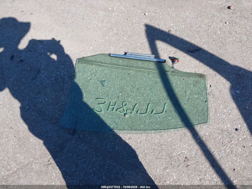 2007 Lexus Es 350 VIN: JTHBJ46G672033079 Lot: 43377032