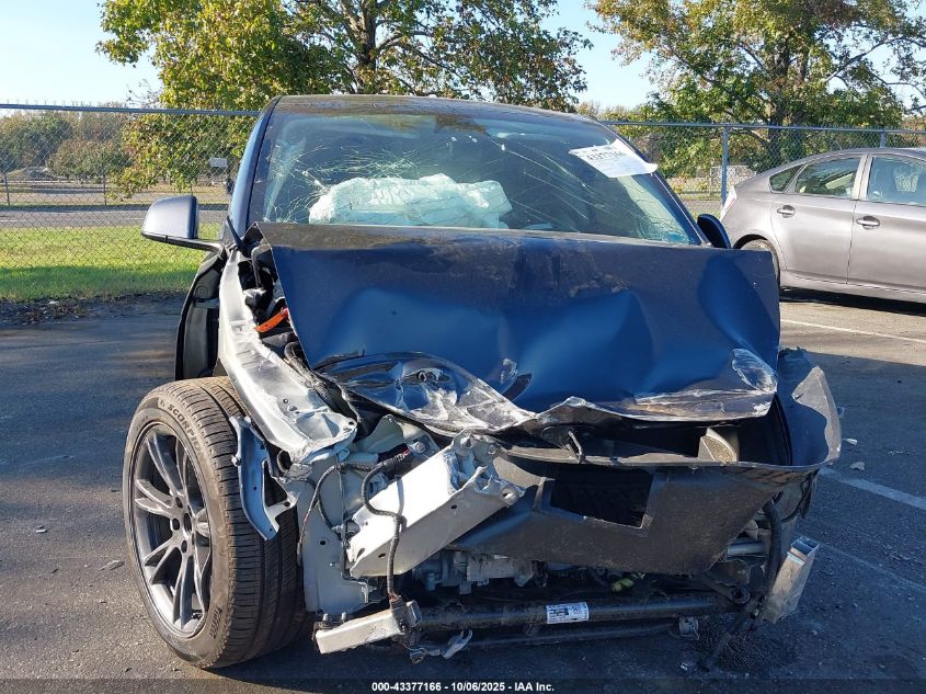 2025 Tesla Model Y Long Range Dual Motor Rear-Wheel Drive VIN: 7SAYGDED8SF266679 Lot: 43377166